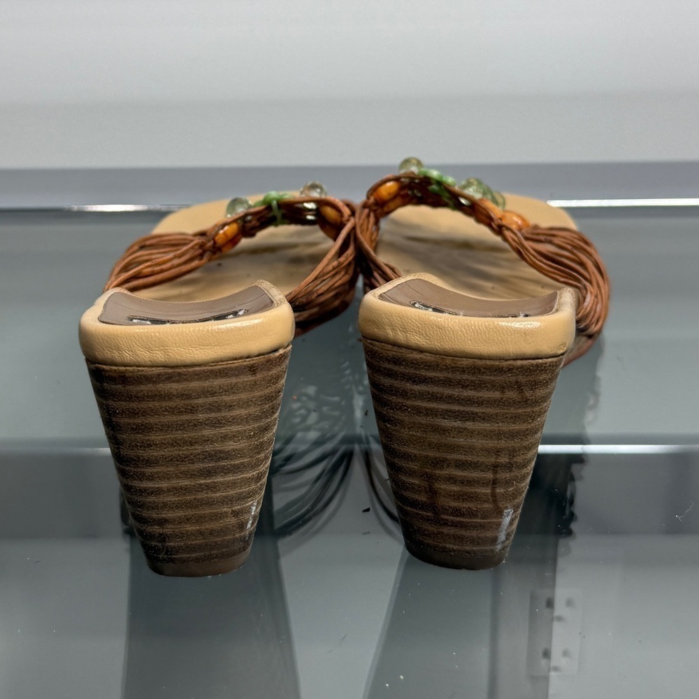 Hype Cream Tan Beaded Wedge Open Toe Women’s Sandal (8.5) - Picture 5 of 7